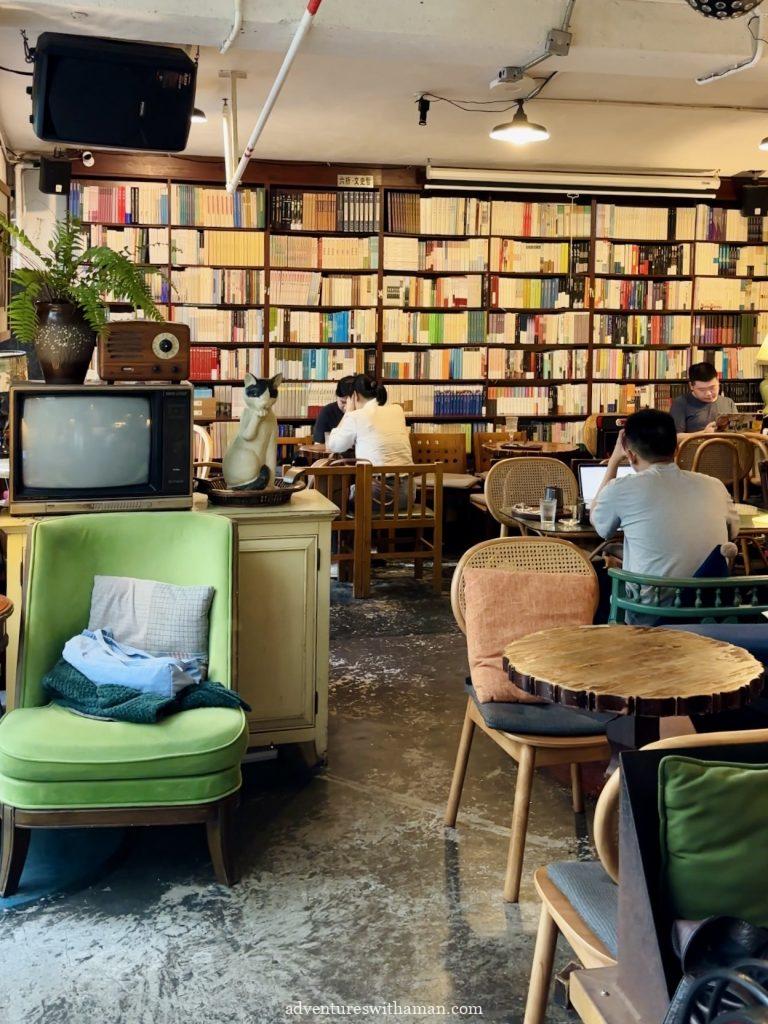 Old Heaven Books Shenzhen OCT LOFT